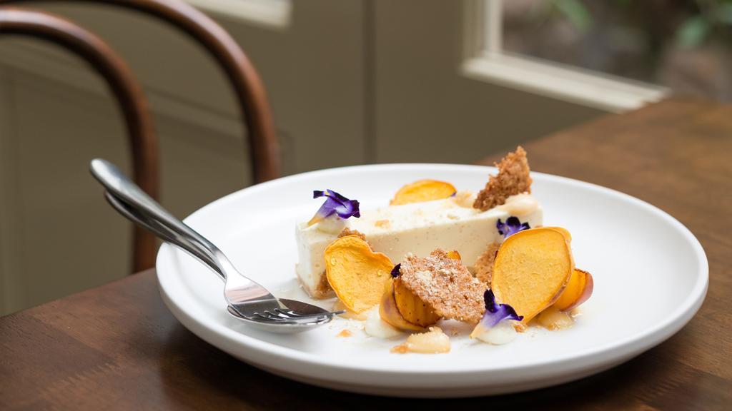 Craig'S Royal Hotel Ballarat Exteriör bild A dessert at the restaurant