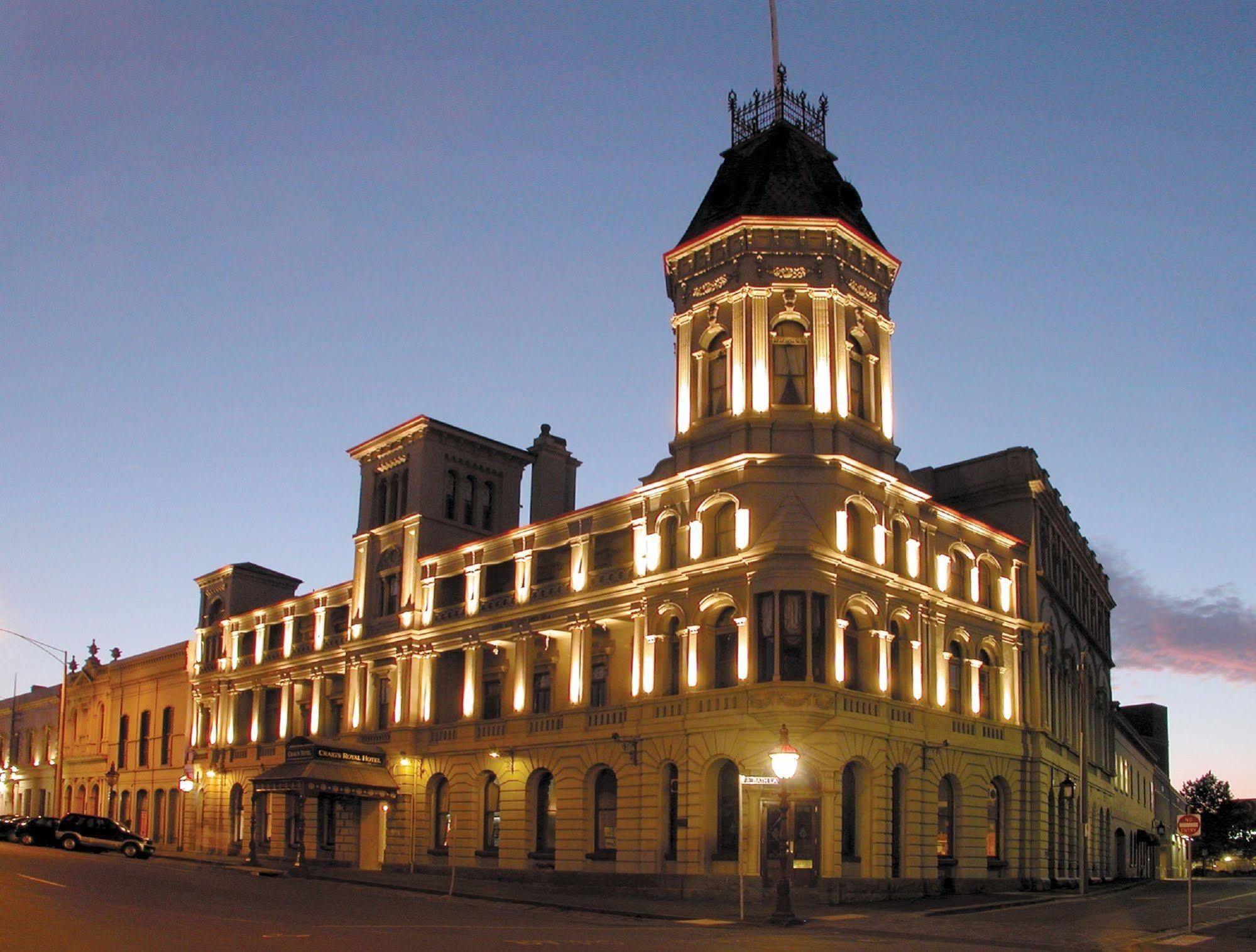 Craig'S Royal Hotel Ballarat Exteriör bild The Old Bank of South Africa building in Port Elizabeth