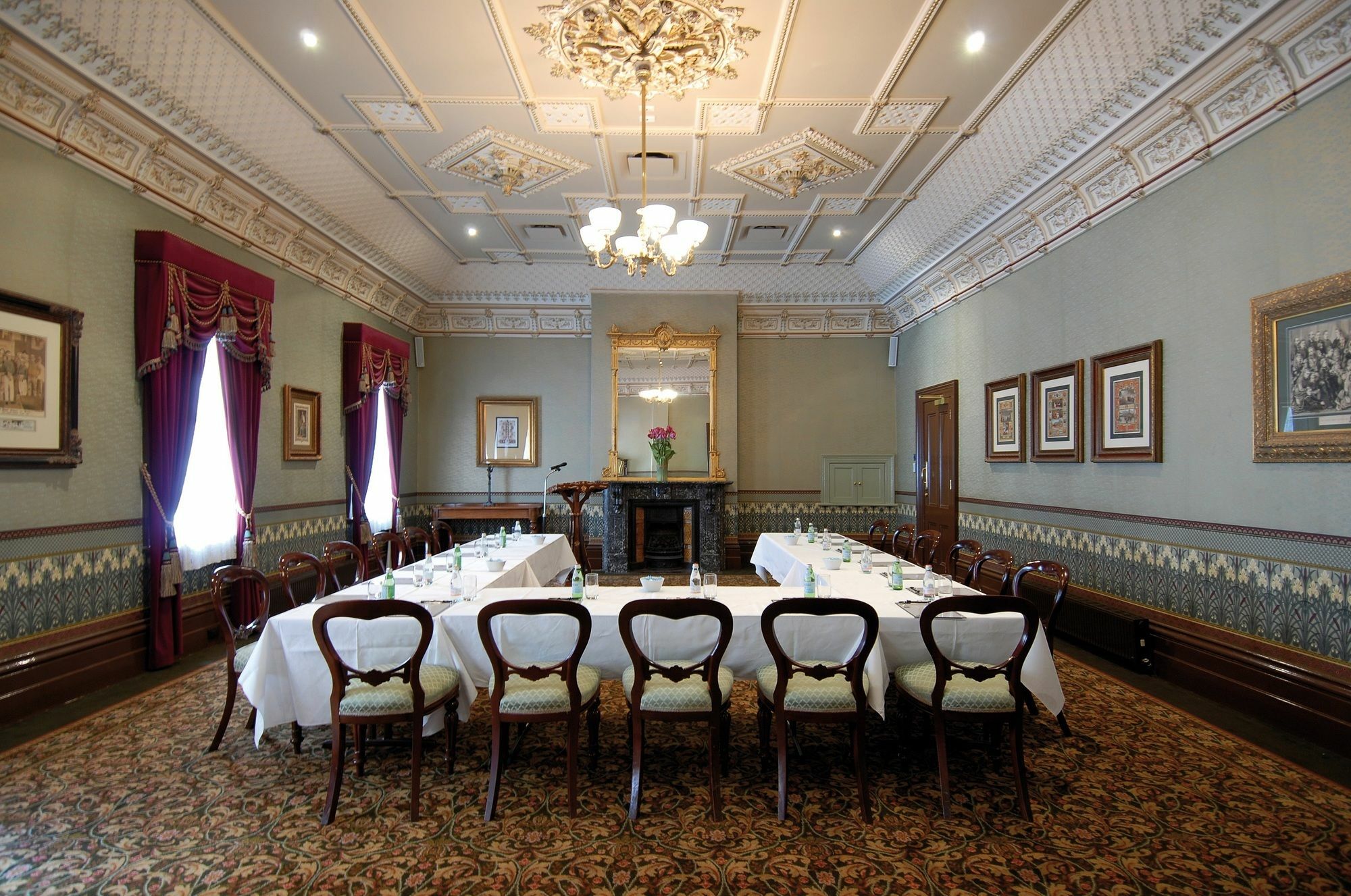 Craig'S Royal Hotel Ballarat Exteriör bild The Boardroom